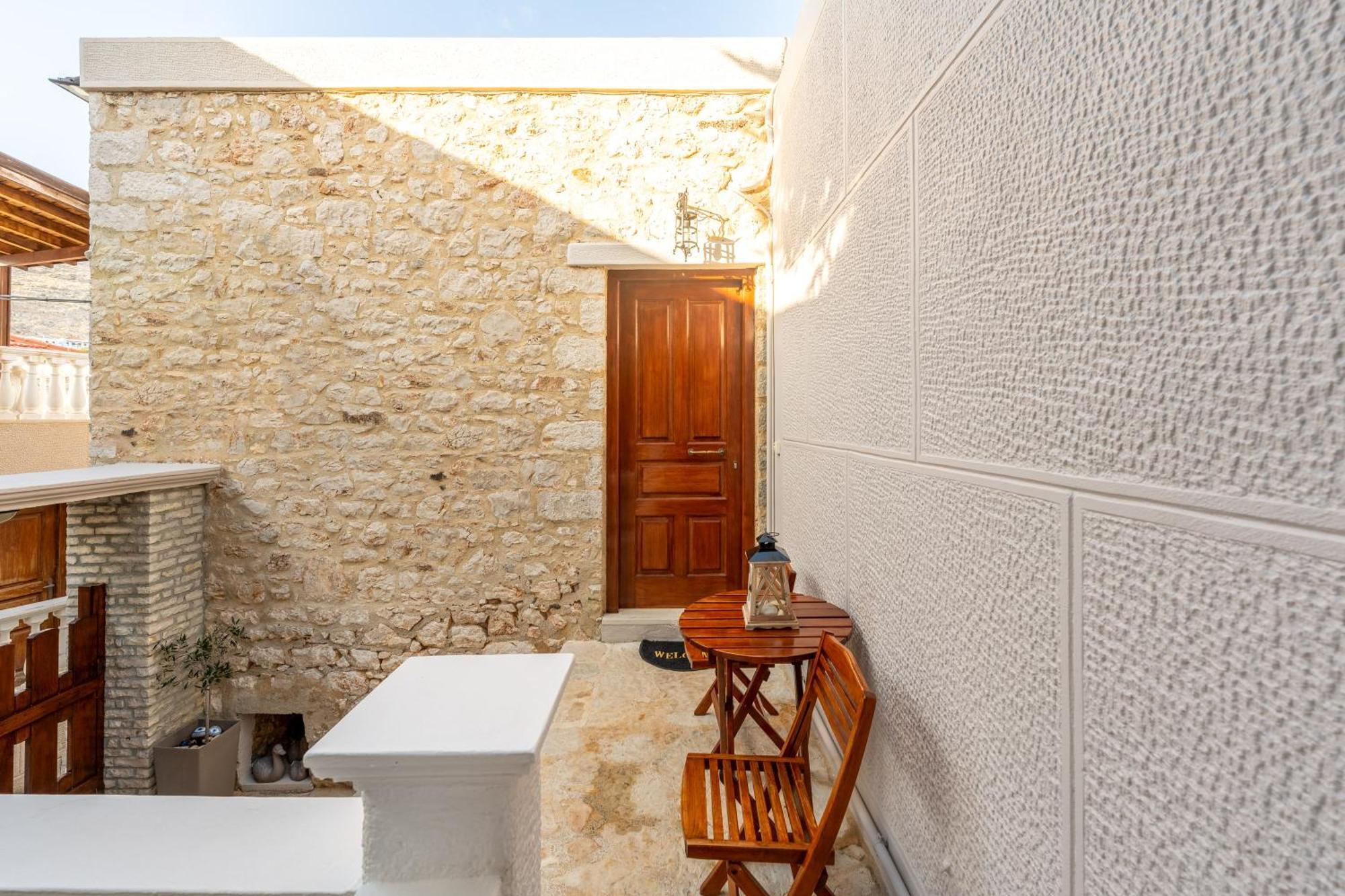 Villa Antonis Chalki Town Eksteriør bilde